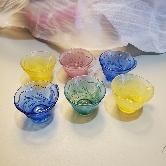 Indiana Glass Pebble Leaf Cups Set 6 Blue Yellow Green Pink SPRING - Picture 5 of 16